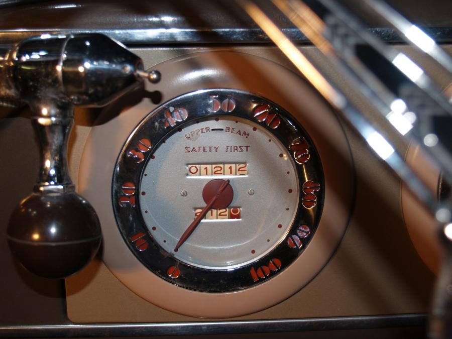  Oldsmobile L-37 Convertible Coupe 1937 года  (фото 2 из 6)